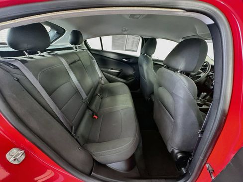 Used 2017 Chevrolet Cruze LT w/ Convenience Package FWD image 25