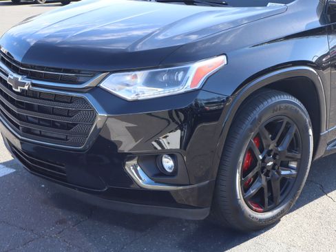 Used 2020 Chevrolet Traverse Premier w/ Redline Edition image 6