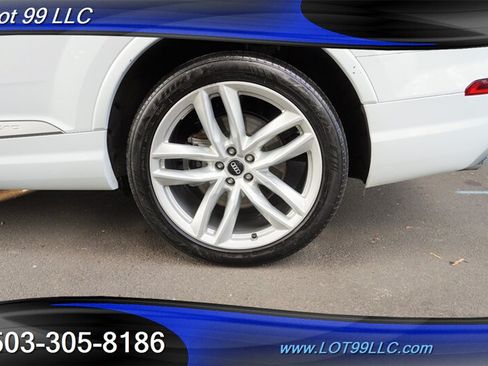 Used 2017 Audi Q7 3.0T Prestige AWD/4WD image 4