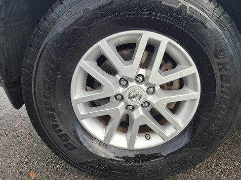 Used 2017 Nissan Frontier SV RWD image 24
