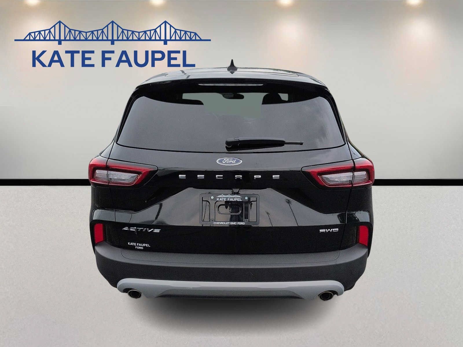 Used 2025 Ford Escape Active AWD/4WD image 6