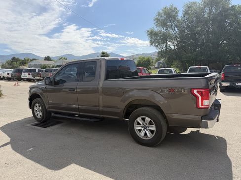 Used 2015 Ford F150 XLT AWD/4WD image 4