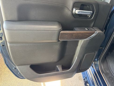 Used 2019 GMC Sierra 1500 Denali AWD/4WD image 11