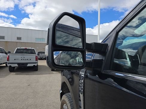 Used 2024 Ford F250 King Ranch AWD/4WD image 7