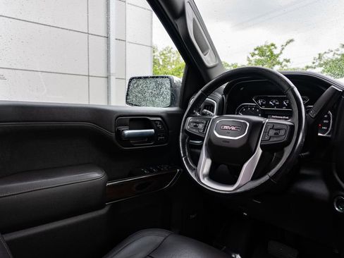 Used 2021 GMC Sierra 1500 SLT w/ SLT Premium Plus Package AWD/4WD image 12