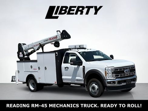 New 2025 Ford F550 4x4 Regular Cab Super Duty image 1