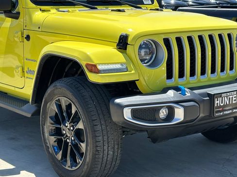 Used 2023 Jeep Wrangler Unlimited Sahara w/ Cold Weather Group AWD/4WD image 11