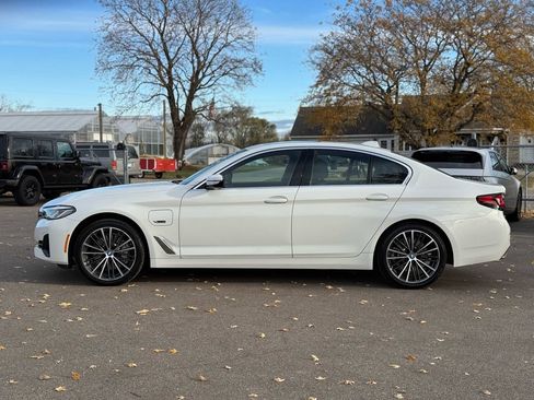 Used 2023 BMW 530e xDrive image 5