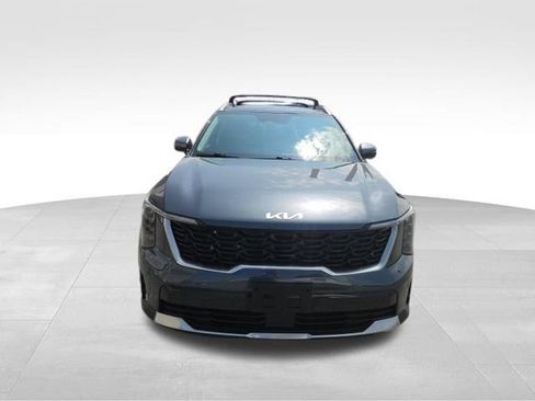 Used 2024 Kia Sorento S w/ Panoramic Sunroof Package AWD/4WD image 3