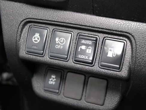 Used 2015 Nissan Leaf SL w/ Premium Package FWD image 16