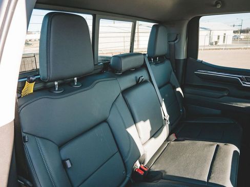 Used 2024 Chevrolet Silverado 1500 LTZ w/ LTZ Convenience Package II AWD/4WD image 45