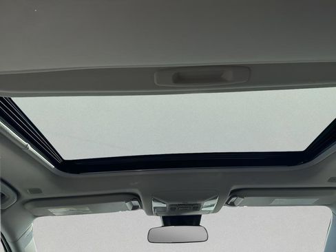 Used 2024 Toyota RAV4 XLE w/ Convenience Package image 23