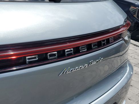 Used 2020 Porsche Macan Turbo AWD/4WD image 8