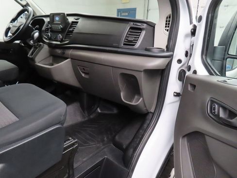 Used 2023 Ford Transit 250 Low Roof AWD w/ Exterior Upgrade Package image 24