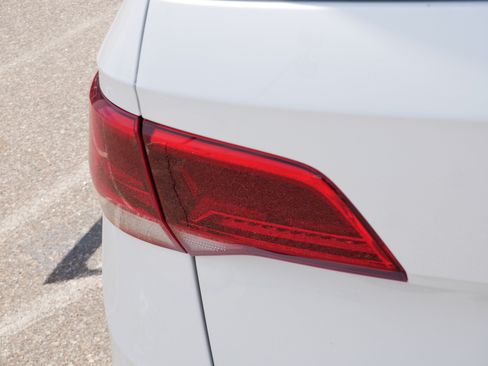 Certified 2023 Volkswagen Taos S AWD/4WD image 17