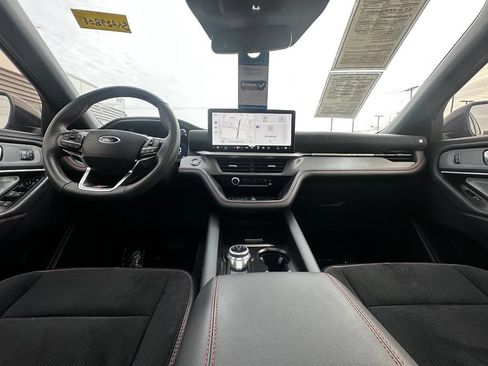 Used 2025 Ford Explorer ST AWD/4WD image 10
