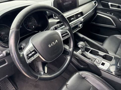 Used 2022 Kia Telluride LX AWD/4WD image 10