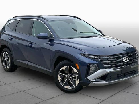 Used 2025 Hyundai Tucson SEL FWD image 3