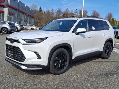 New 2026 Toyota Grand Highlander AWD Hybrid image 10