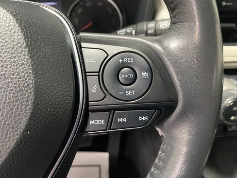 Used 2019 Toyota RAV4 XLE image 12
