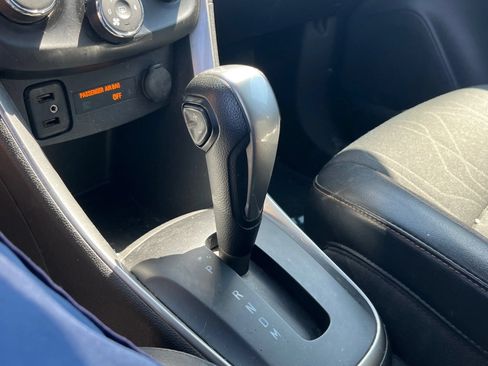 Used 2019 Chevrolet Trax LT w/ LT Convenience Package AWD/4WD image 27
