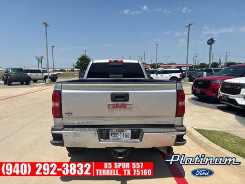 Used 2019 GMC Sierra 3500 Denali w/ Duramax Plus Package AWD/4WD image 10