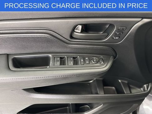 Used 2025 Honda Odyssey EX-L image 5