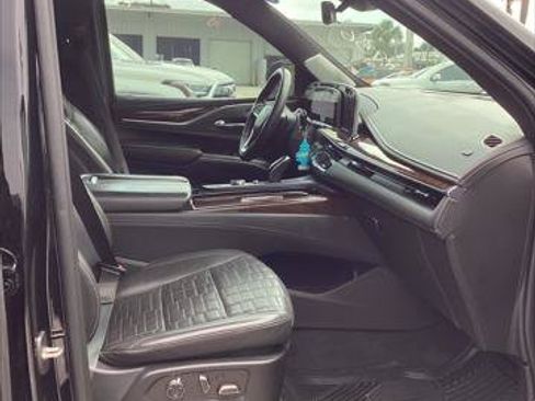 Used 2022 Cadillac Escalade ESV Sport Platinum AWD/4WD image 24