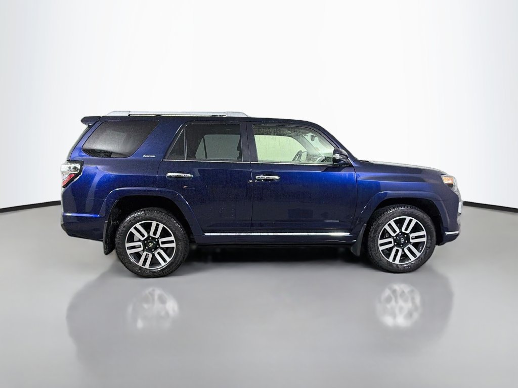 Used 2024 Toyota 4Runner Limited AWD/4WD image 5