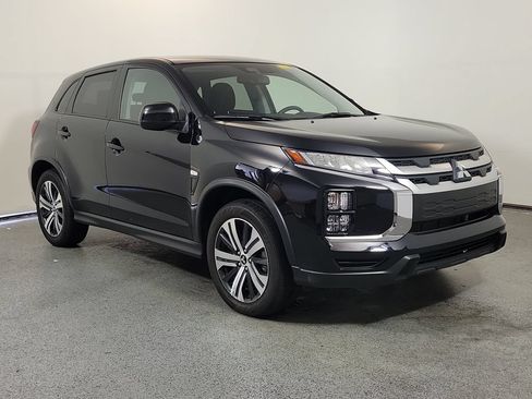 Used 2025 Mitsubishi Outlander Sport AWD image 1
