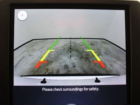 Certified 2022 Ford Edge SEL w/ Convenience Package image 3