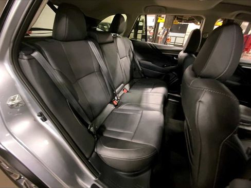 Certified 2025 Subaru Outback Limited image 20