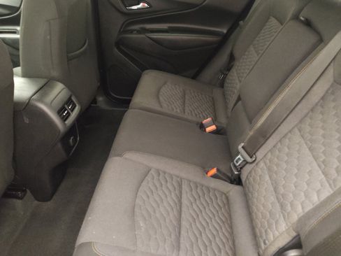 Used 2018 Chevrolet Equinox LT AWD/4WD image 18