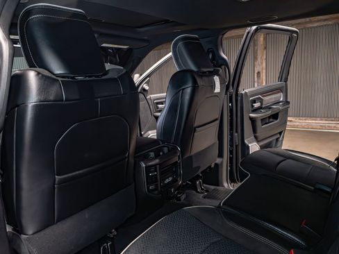 Used 2025 RAM 3500 Laramie image 26