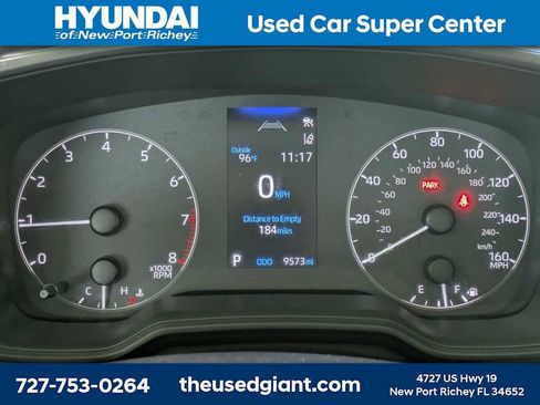 Used 2025 Toyota Corolla LE FWD image 30