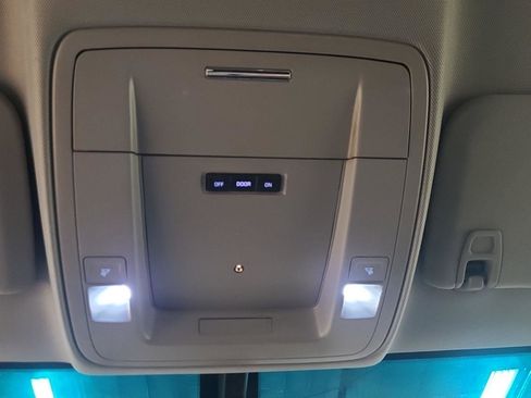 Used 2015 Chevrolet Silverado 2500 LT w/ LT Convenience Package image 31