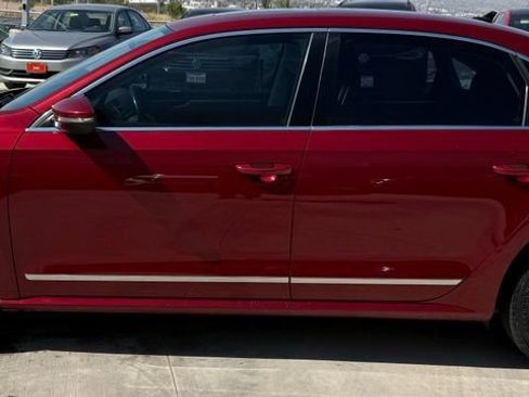 Used 2017 Volkswagen Passat 1.8T SE FWD image 6