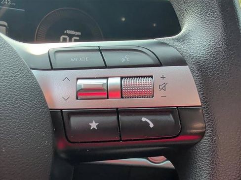 Used 2025 Hyundai Tucson SEL FWD image 19