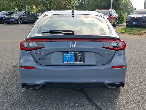 Used 2024 Honda Civic Sport image 5