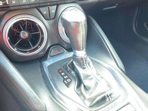 Used 2022 Chevrolet Camaro LT RWD image 33