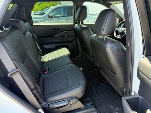 Certified 2026 Nissan Pathfinder Rock Creek AWD/4WD image 21
