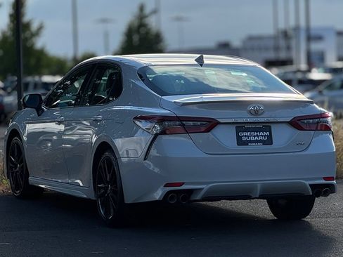Used 2024 Toyota Camry XSE FWD image 5