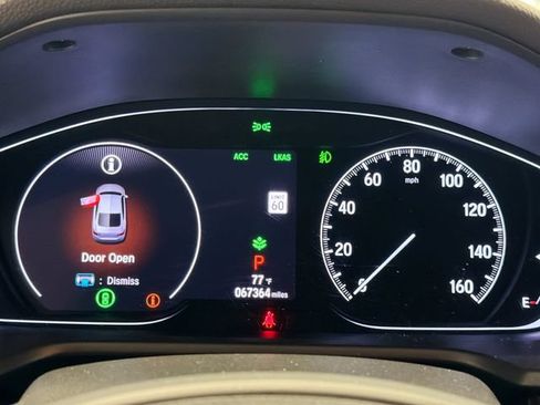 Used 2019 Honda Accord Touring image 10