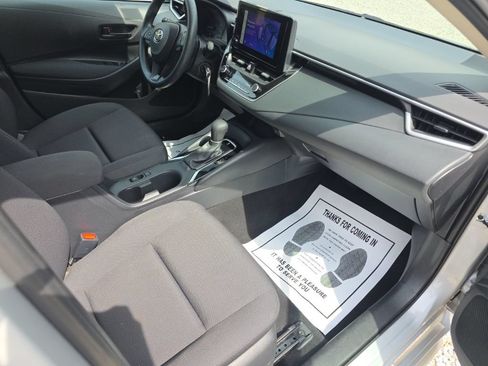 Certified 2023 Toyota Corolla LE w/ Carpet Mat Package (TMS) FWD image 17