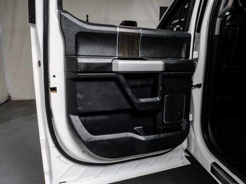 Used 2020 Ford F250 Lariat image 54