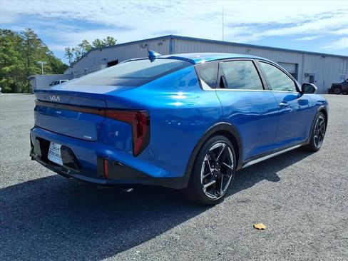 New 2025 Kia K4 GT-Line w/ GT-Line Premium Package image 4