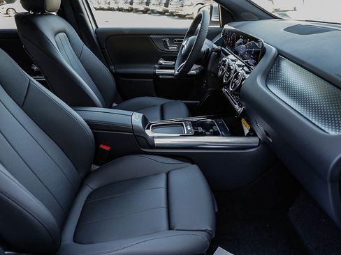 New 2026 Mercedes-Benz GLA 250 4MATIC image 16