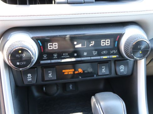 Used 2020 Toyota RAV4 XLE Premium FWD image 24
