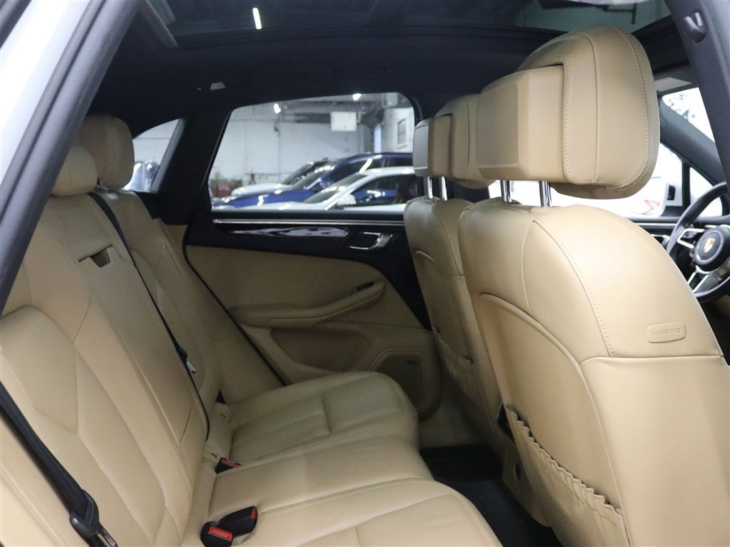 Used 2017 Porsche Macan S AWD/4WD image 21