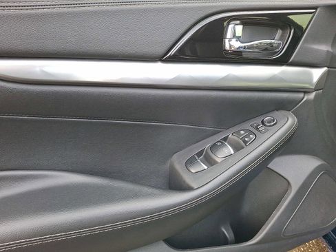 Used 2021 Nissan Maxima 3.5 SV w/ Floor Mat Group image 9